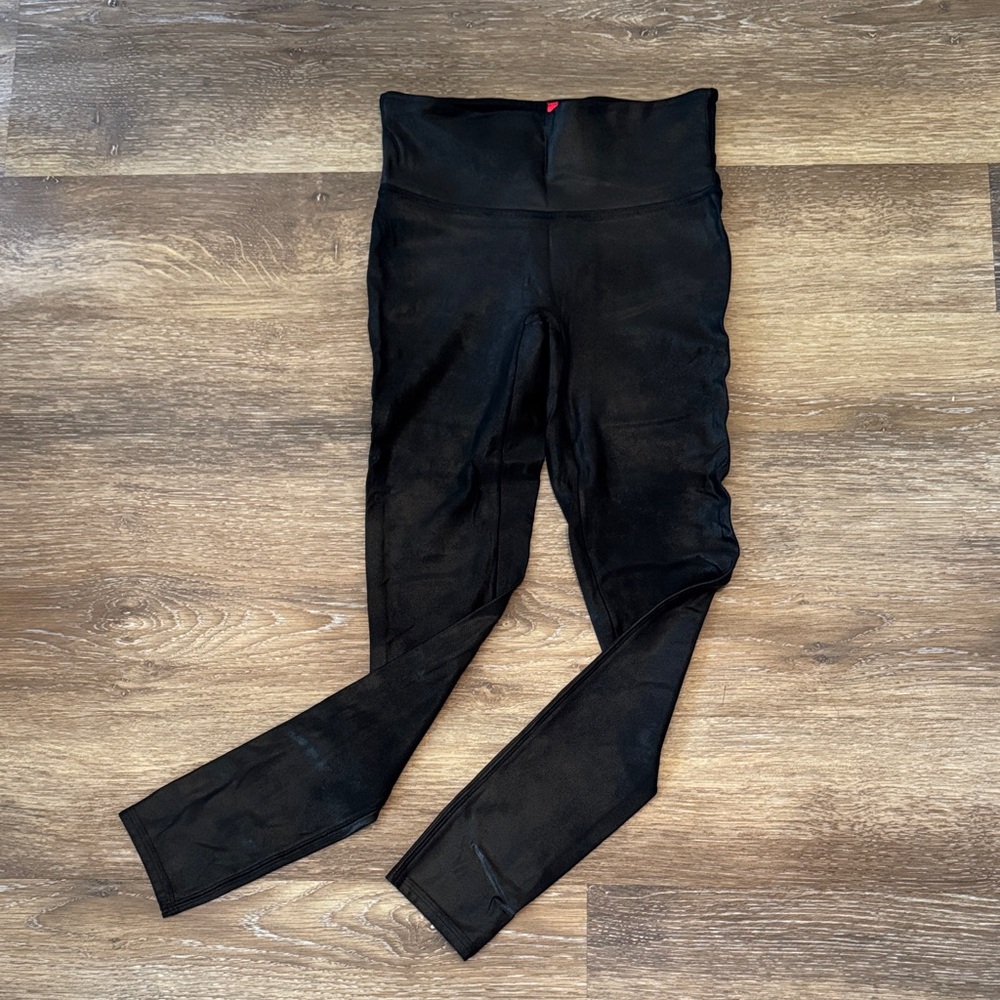 SPANX Shiny Black High-Rise Leggings - Petite